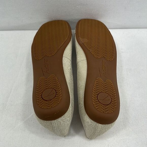 Trotters Sizzle Ballet Flats- Off White- Size 6.5 N- NIB - Picture 6 of 7